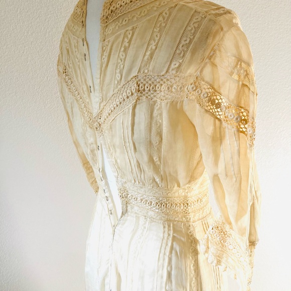 Antique Circa 1910 Lace Gown Vintage Elegant Cream Lace Dress Victorian - Picture 6 of 11